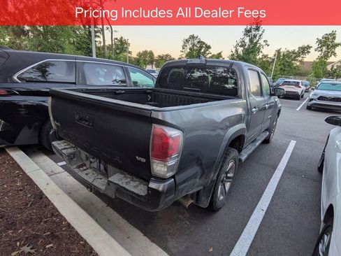 Used 2018 Toyota Tacoma Limited AWD/4WD image 7