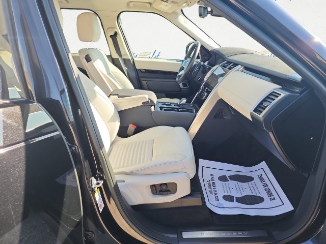 Used 2023 Land Rover Discovery S AWD/4WD image 26