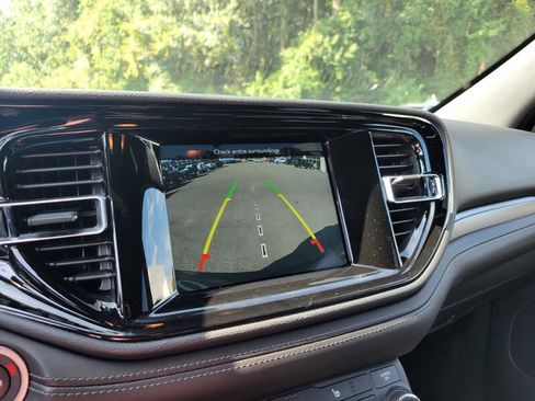 Used 2024 Dodge Durango SXT image 16