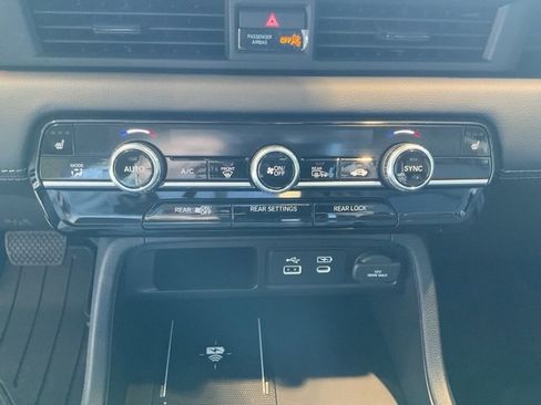 New 2025 Honda Pilot EX-L image 14