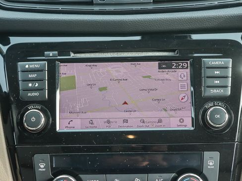 Used 2020 Nissan Rogue SL image 13