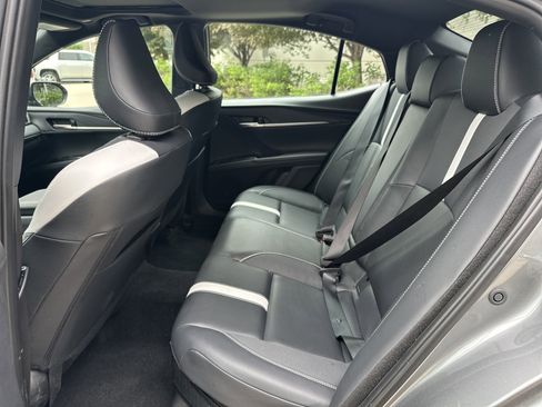 Used 2025 Toyota Camry SE w/ Convenience Package AWD/4WD image 27
