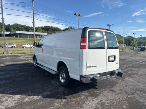 Used 2019 GMC Savana 2500 w/ Driver Convenience Package RWD image 6
