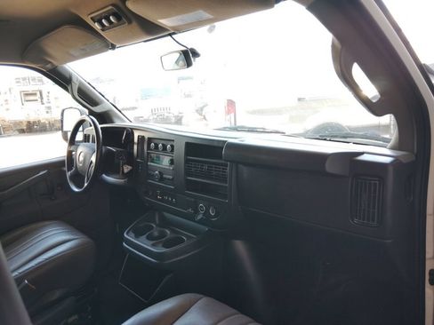 Used 2023 Chevrolet Express 3500 LS RWD image 12