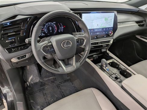 Used 2023 Lexus RX 350 Premium image 13