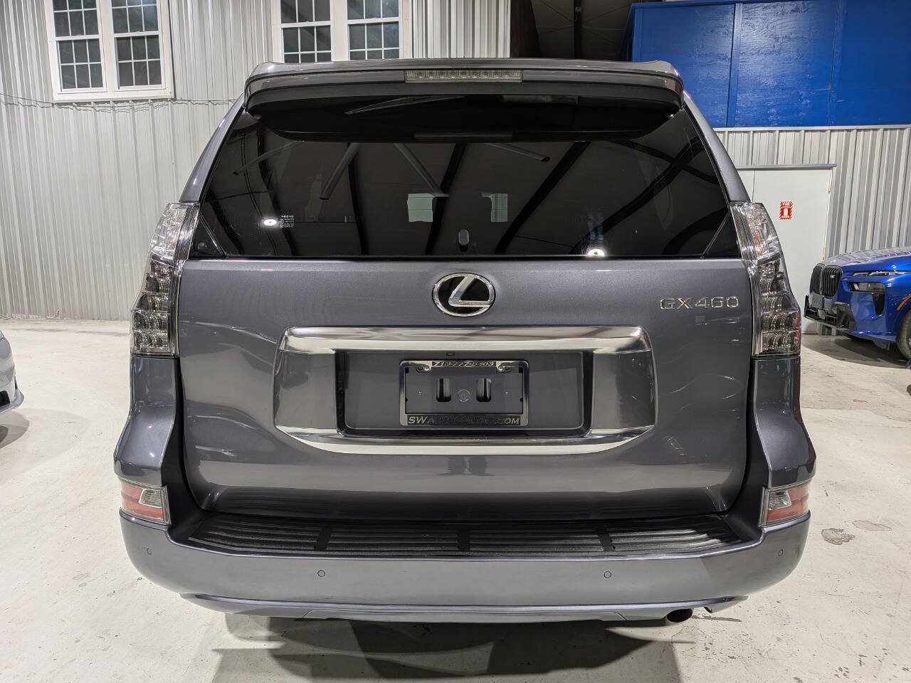 Used 2021 Lexus GX 460 Premium w/ Premium Package AWD/4WD image 3