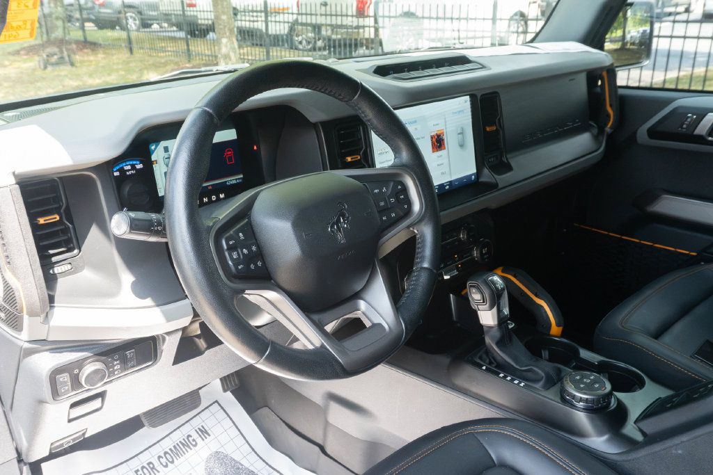 Used 2023 Ford Bronco Badlands AWD/4WD image 16