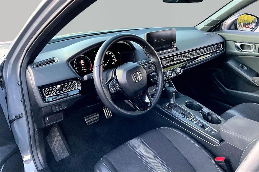Used 2025 Honda Civic Sport image 14