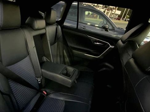 Used 2019 Toyota RAV4 XSE image 19