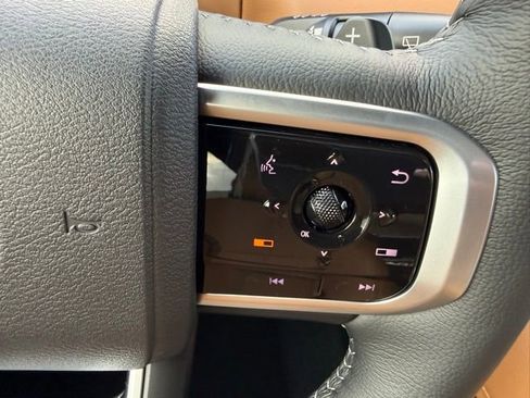 New 2026 Nissan Armada SL w/ Captain's Chari Seat Package image 20