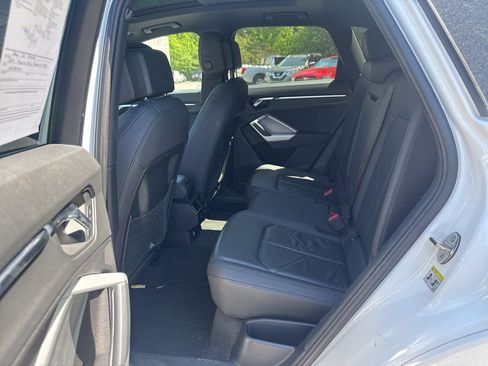 Used 2021 Audi Q3 2.0T Premium image 17