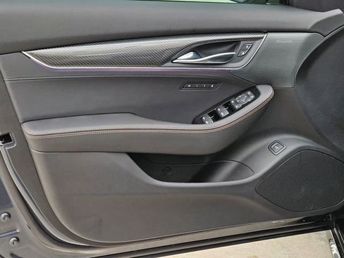 New 2026 Cadillac CT5 V image 25