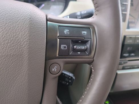 Used 2011 Lexus GX 460 w/ Comfort Plus Pkg image 25