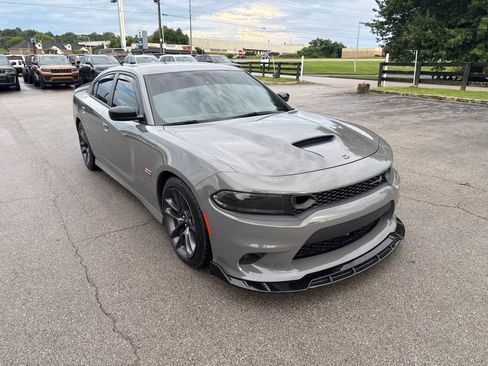 Used 2023 Dodge Charger Scat Pack w/ Plus Group RWD image 2