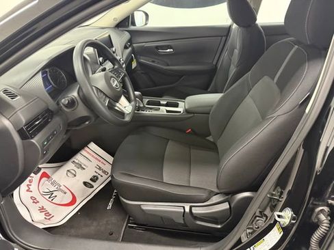 New 2025 Nissan Sentra SV w/ Trunk Package image 8