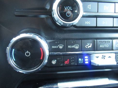 Used 2023 Ford F150 Lariat w/ Equipment Group 502A High AWD/4WD image 27