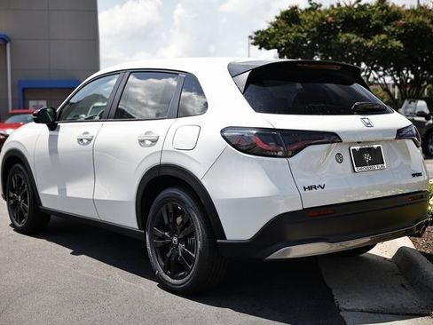 New 2026 Honda HR-V Sport image 8
