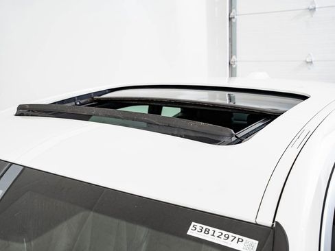 Used 2023 BMW i4 eDrive40 w/ Premium Package RWD image 14