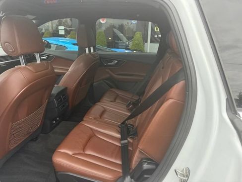 Used 2019 Audi Q7 3.0T Premium w/ Convenience Package AWD/4WD image 22