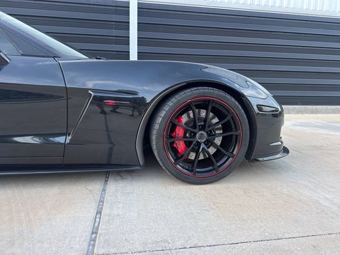 Used 2012 Chevrolet Corvette Z06 w/ 3LZ Preferred Equipment Group RWD image 35