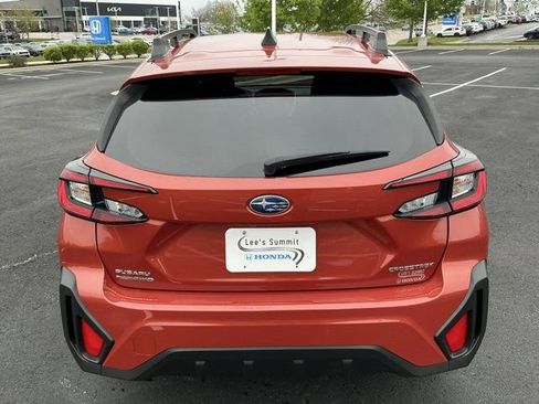 Used 2024 Subaru Crosstrek 2.0i Premium image 4
