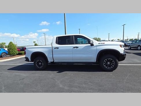 New 2026 Chevrolet Silverado 1500 ZR2 AWD/4WD image 19