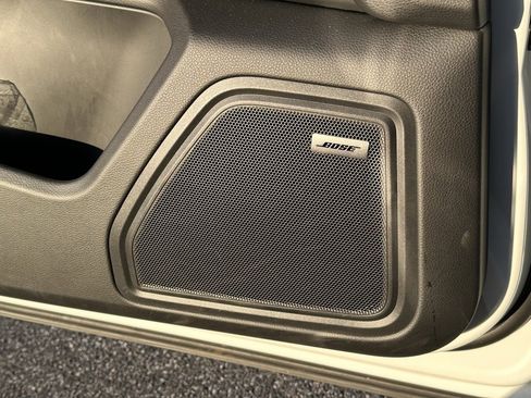 Certified 2025 Porsche Macan image 26