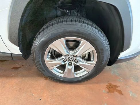 Used 2023 Toyota RAV4 XLE w/ Convenience Package FWD image 8