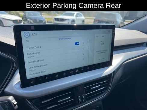 Used 2024 Ford Escape Platinum w/ Premium Technology Package image 17