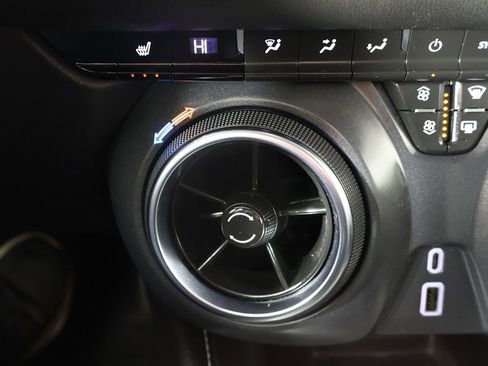 Used 2024 Chevrolet Blazer LT w/ Convenience Package image 42