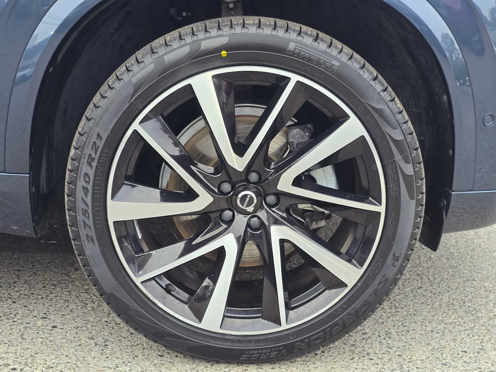 Certified 2023 Volvo XC90 B6 Plus w/ Protection Package Premier AWD/4WD image 10