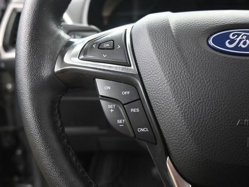 Used 2024 Ford Edge SEL AWD/4WD image 11