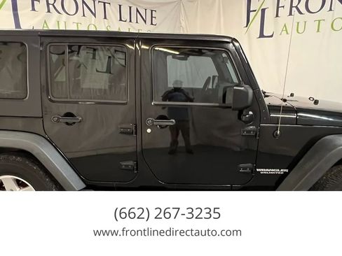 Used 2010 Jeep Wrangler Unlimited Sport RWD image 8