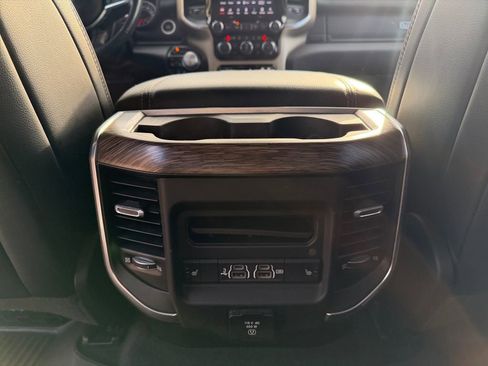 Used 2020 RAM 1500 Laramie image 23