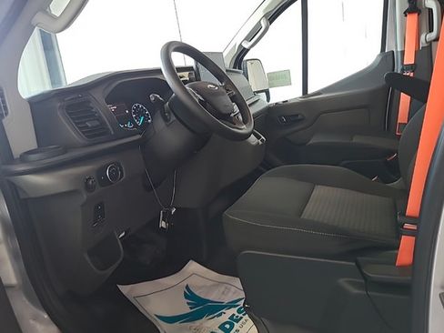 Used 2023 Ford E-Transit Low Roof RWD image 12
