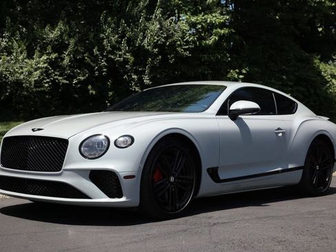 Used 2020 Bentley Continental GT image 4