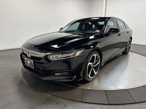 Used 2019 Honda Accord Sport image 6