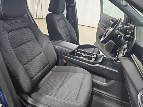Certified 2025 Chevrolet Equinox LT AWD/4WD image 13