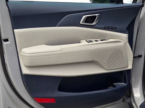 New 2026 Kia Carnival EX FWD image 15