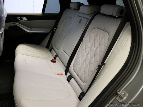 New 2026 BMW X5 xDrive50e w/ Climate Comfort Package image 13