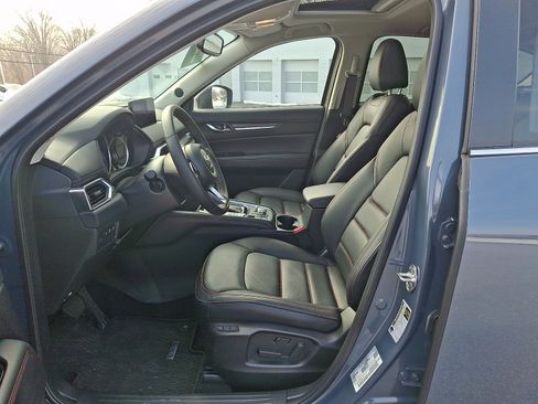 Certified 2025 MAZDA CX-5 Carbon Edition image 14