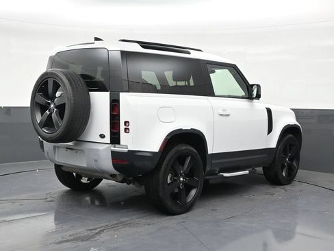 Used 2022 Land Rover Defender 90 AWD/4WD image 5
