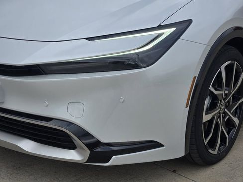 New 2026 Toyota Prius Plug-In Hybrid image 6