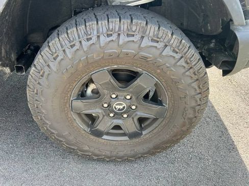 Used 2024 Ford Bronco Black Diamond AWD/4WD image 3