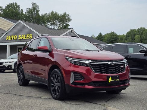 Used 2023 Chevrolet Equinox RS w/ RS Leather Package AWD/4WD image 2