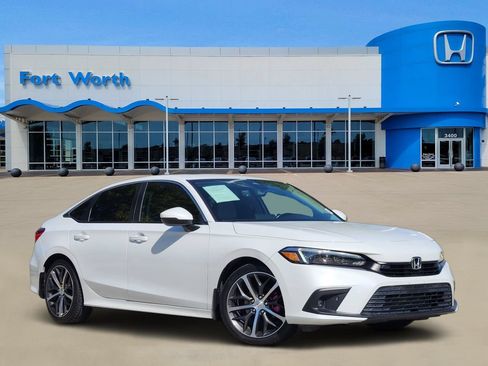 Certified 2022 Honda Civic Touring image 1