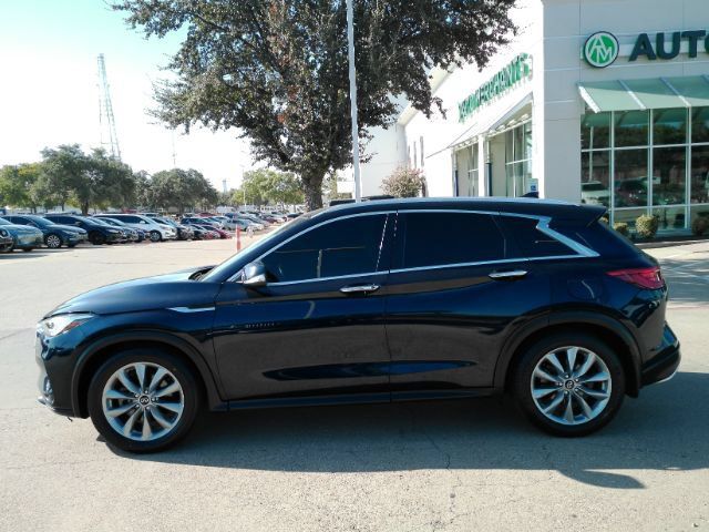 Used 2020 INFINITI QX50 Luxe w/ Navigation Package FWD image 10