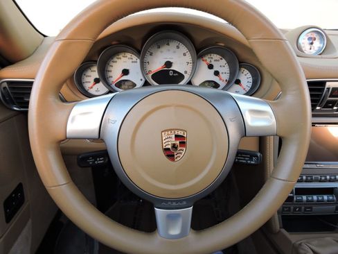 Used 2006 Porsche 911 Carrera 4S image 38