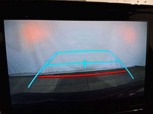Used 2022 Toyota Corolla LE FWD image 5