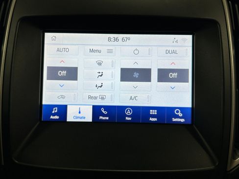Used 2020 Ford Edge SEL w/ Convenience Package AWD/4WD image 6